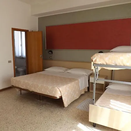 Desiree Hotel Cesenatico