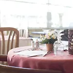 Hotel Desiree 3*