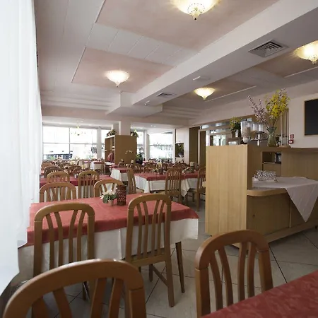 Desiree 3* Cesenatico