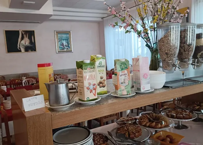 Hotel Hotel Desiree 3*