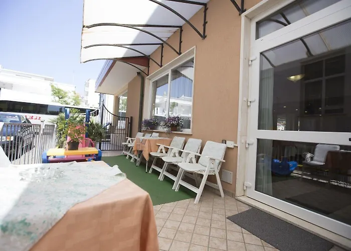 Hotel Hotel Desiree 3*